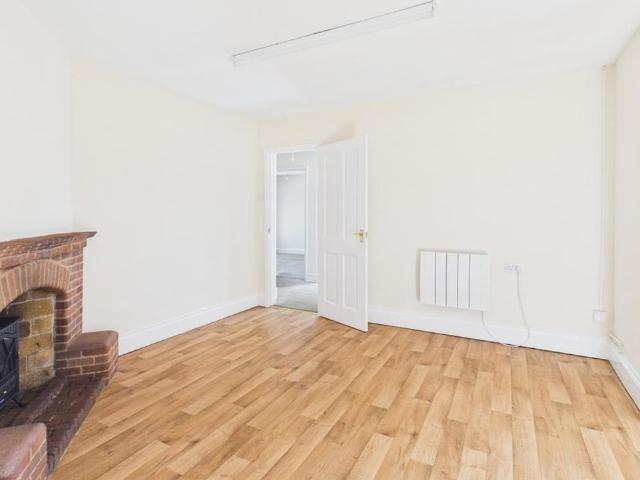 House for rent in Hatherley, Cheltenham