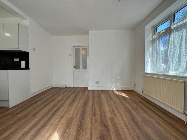 House for rent in Chalkwell, Oad Street