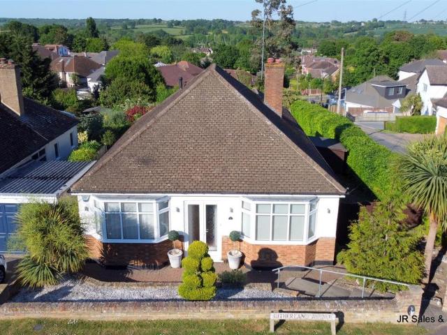 Bungalow for rent in Fretherne, Isle Of Man