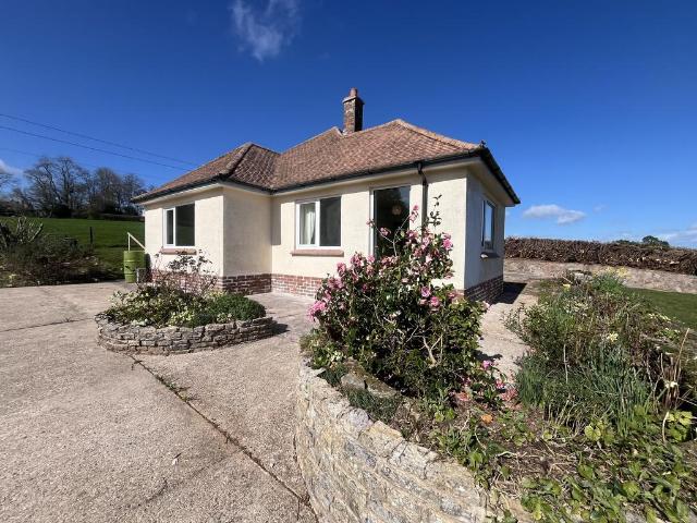 Bungalow for rent in Bridford, Devon