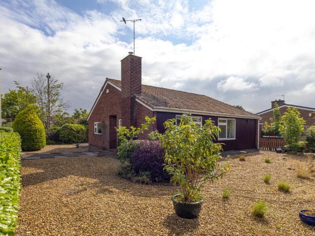 Bungalow for rent in Cheshire