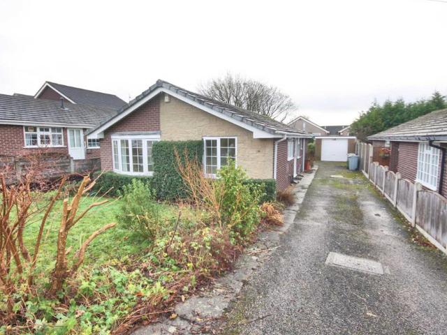 Bungalow for rent in Bird Estate, Poynton