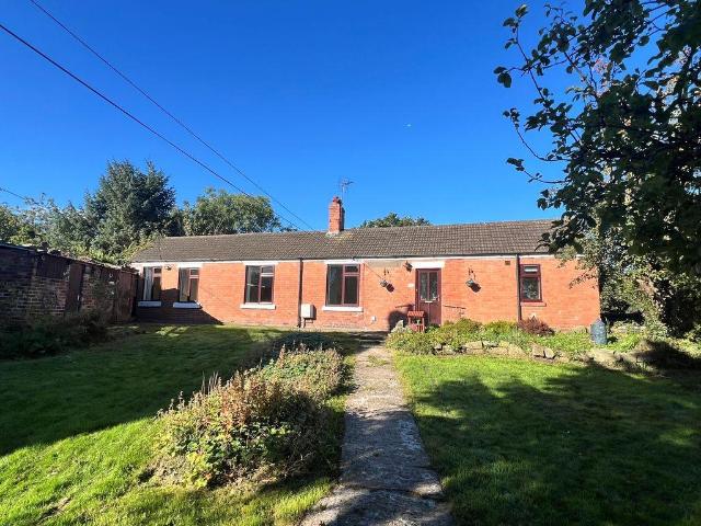Bungalow for rent in Summerhill, Gwersyllt