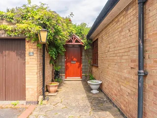 Apartment for rent in Pinfold, Leicestershire