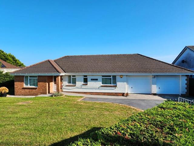 Apartment for rent in Llangyndeyrn, Meinciau