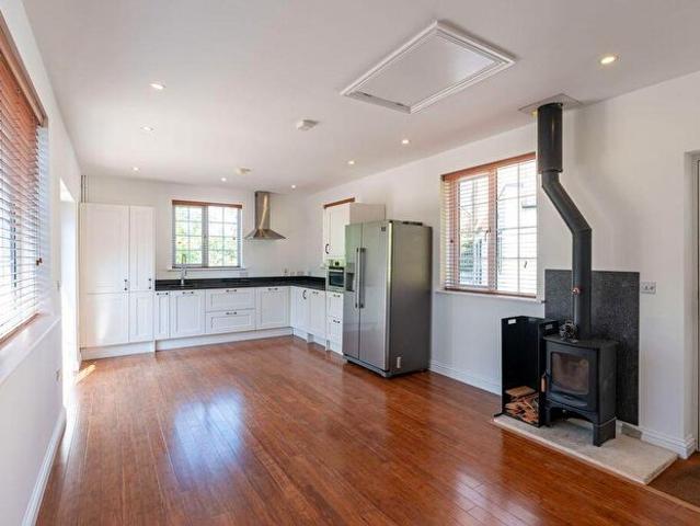 Apartment for rent in Berrick Salome, Oxfordshire