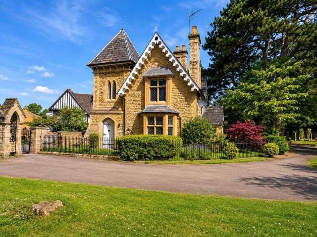 Farm for sale in Burrow's Bush, Wellingborough