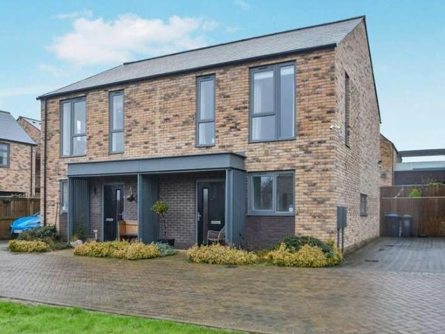 Farm for sale in Killinghall, North Yorkshire