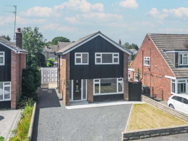 Farm for sale in Roundhay, West Yorkshire