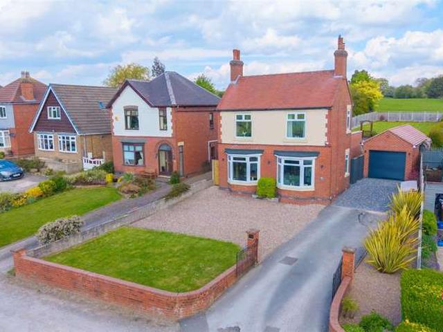 Farm for sale in Oversetts, Egginton