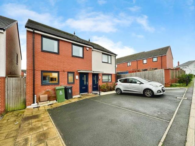 Farm for sale in Bloxwich, West Midlands