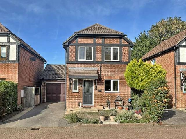 Farm for sale in Redhill, Reigate and Banstead