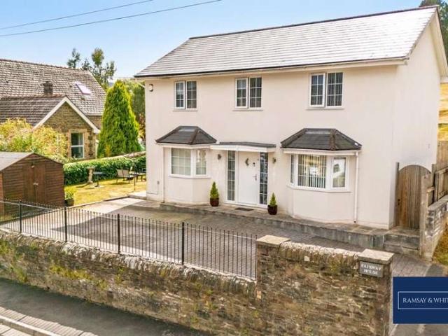 Farm for sale in Mountain Ash East, Wales