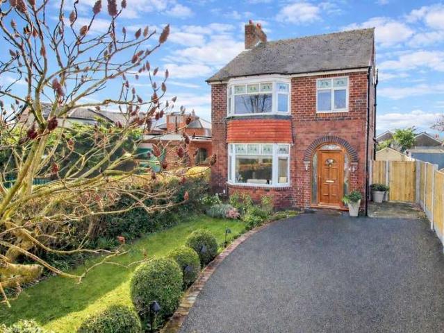 Farm for sale in Airedale, Castleford