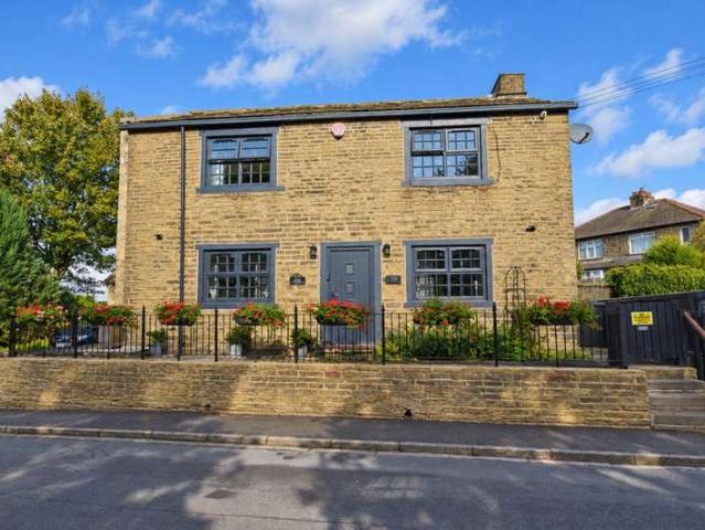 Farm for sale in Wrose, Bradford