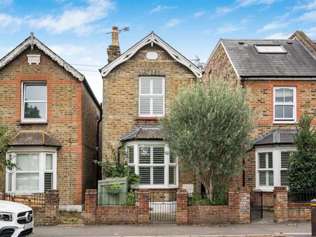 Farm for sale in Norbiton, Greater London