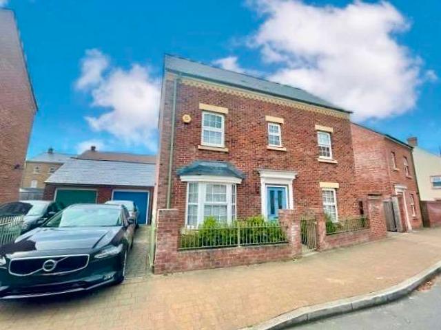 Farm for sale in East Wichel, Rodbourne