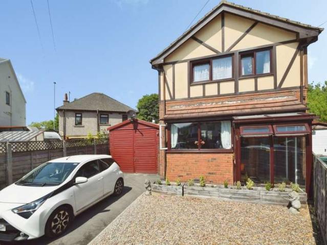 Farm for sale in Riddlesden, West Yorkshire