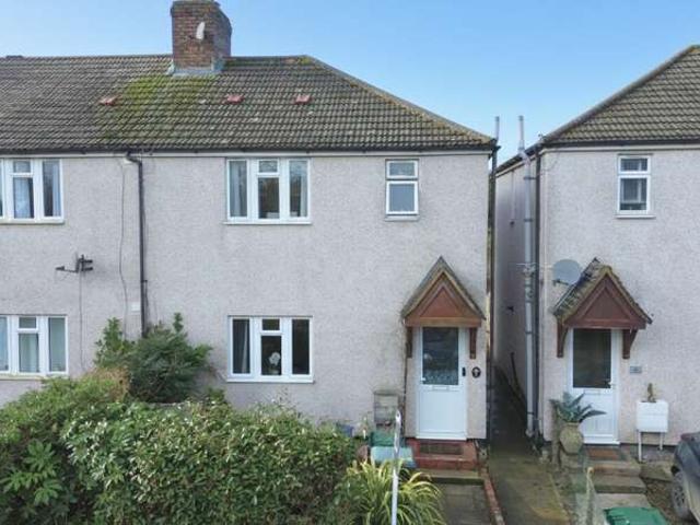 Farm for sale in Holywell Estate, North Watford