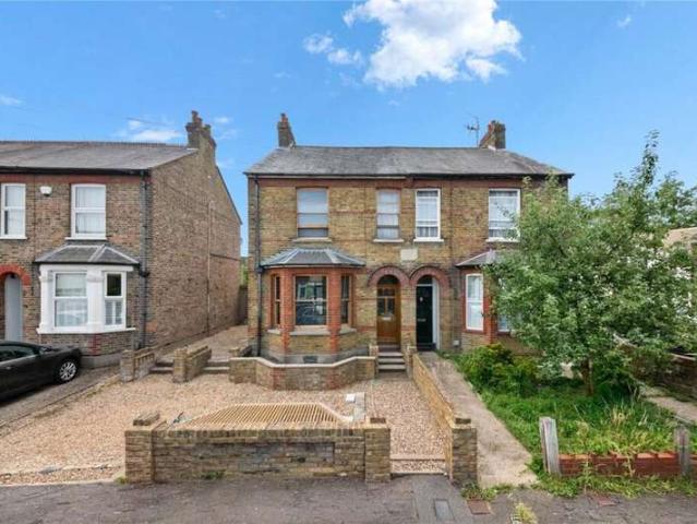 Farm for sale in Yiewsley, Greater London