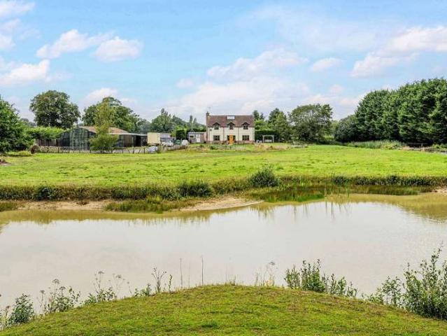 Farm for sale in Dormansland, Tandridge
