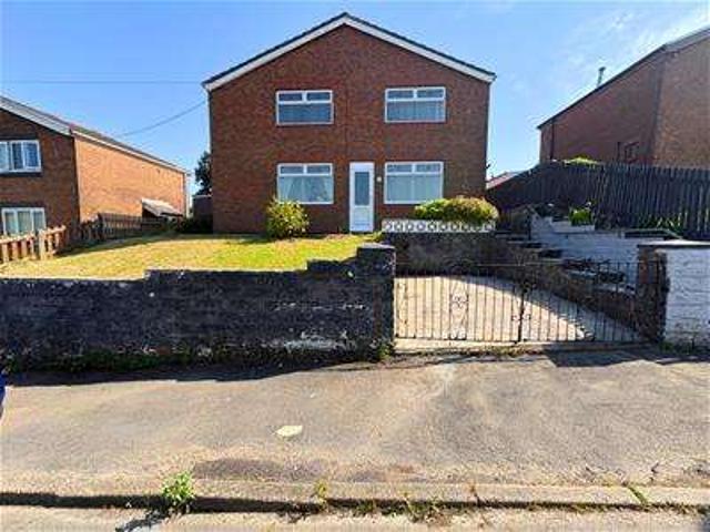 Farm for sale in Gwynfi and Croeserw, Croeserw