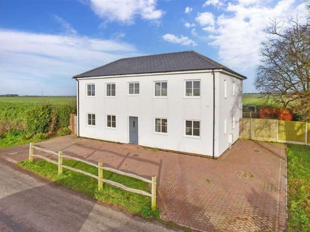 Farm for sale in Acol