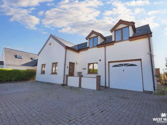 Farm for sale in Begelly, Wales