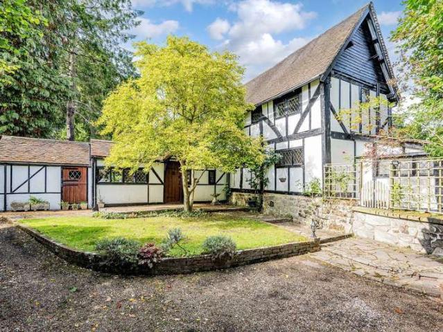 Farm for sale in Hillview, Surrey