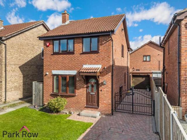 Farm for sale in Sherburn in Elmet, York and North Yorkshire