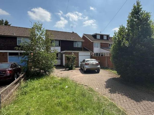 Farm for rent in Bedworth Heath, Camp Hill