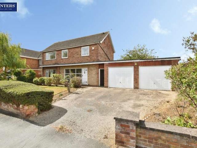 Farm for sale in Bottesford, North Lincolnshire