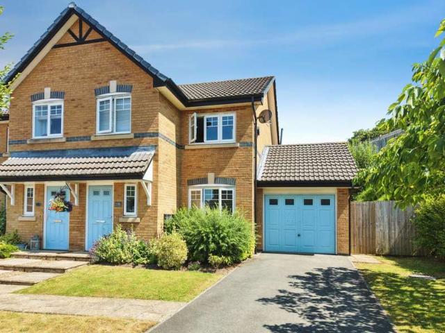 Farm for sale in Gillar's Green, St Helens
