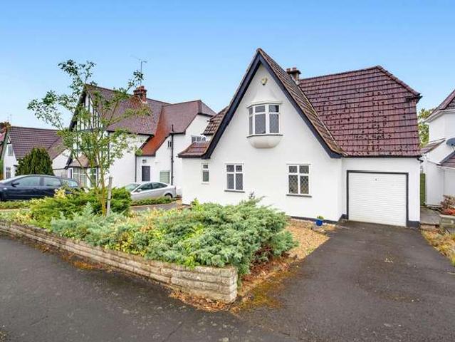 Farm for sale in Wexham and Ivers Community Board, Richings Park