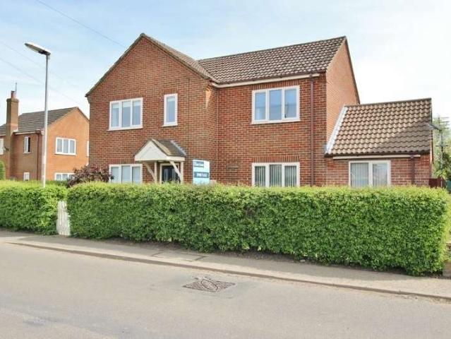 Farm for sale in Gosberton Clough, Lincolnshire
