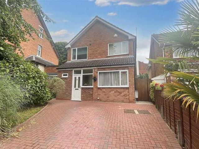 Farm for sale in Wake Green, Birmingham
