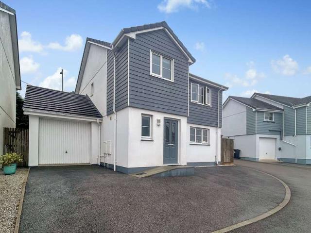Farm for sale in Mount Ambrose, Cornwall