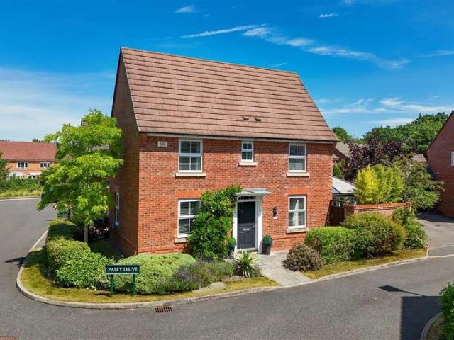 Farm for sale in Dickens Heath, West Midlands