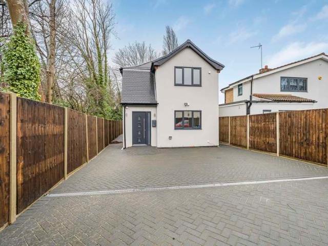 Farm for sale in Denham, Gerrards Cross and Chalfonts Community Board, Denham Garden Village