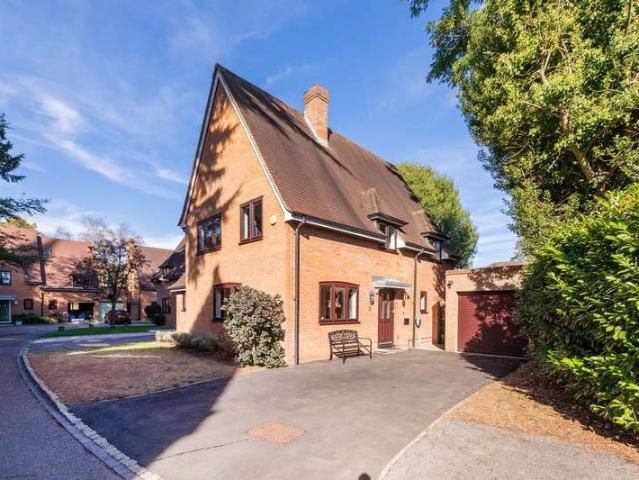Farm for sale in St Marks, Maidenhead