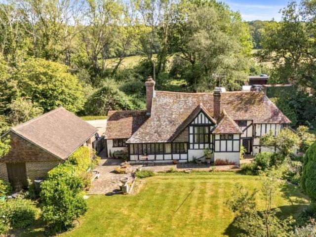 Farm for sale in Wivelsfield, Iford