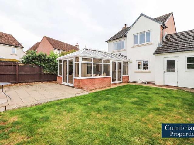 Farm for sale in Morton