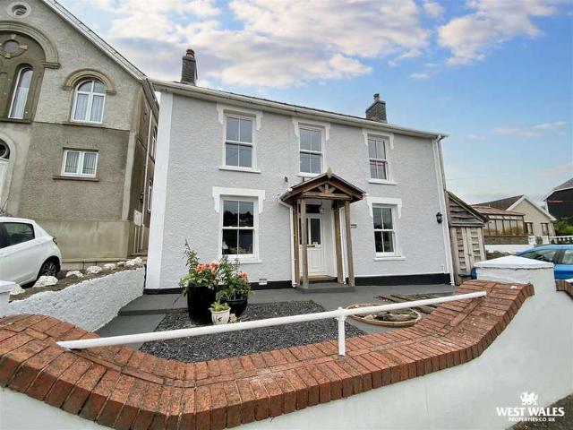Farm for sale in Pencader, Wales