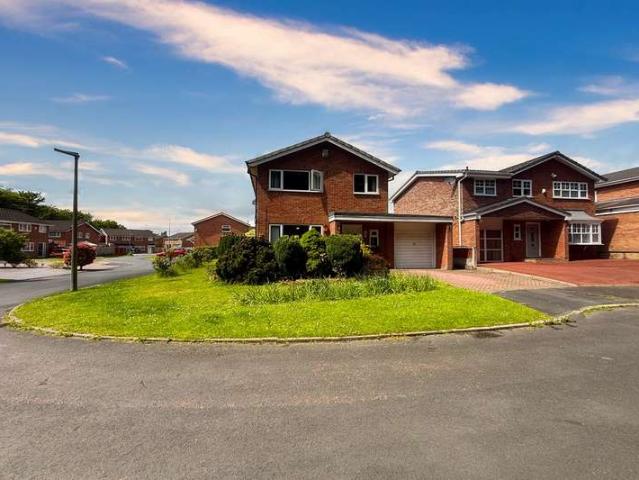 Farm for sale in Beechwood, Halton