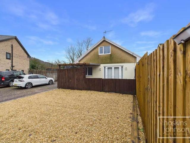 Farm for sale in Trallwn, Pontypridd