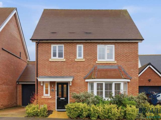 Farm for sale in Great and Little Leighs, Chelmsford