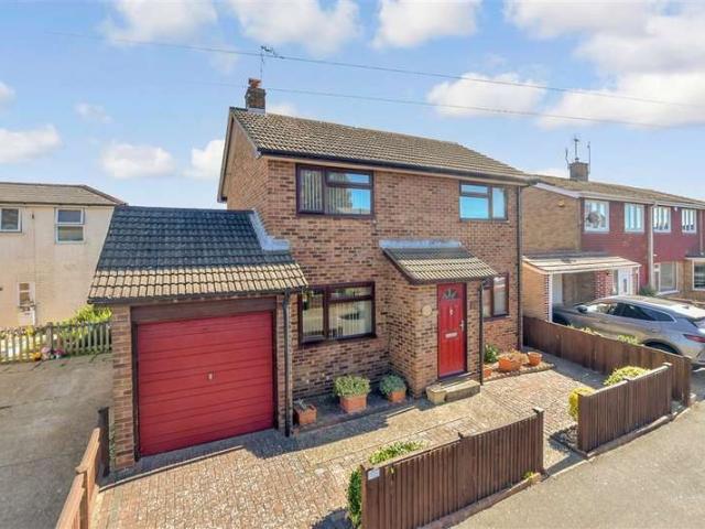 Farm for sale in Willesborough, Bridgefield
