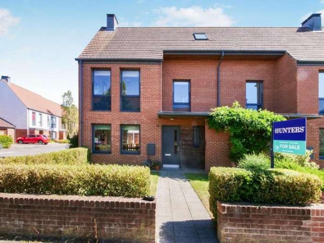 Farm for sale in Derwenthorpe, Osbaldwick