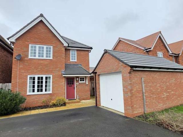 Cottage for sale in Shinfield