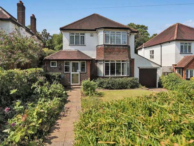 Farm for sale in London Borough of Croydon, Greater London